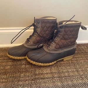 LL Bean Quilted Nylon Upper Sherpa Lined Boots